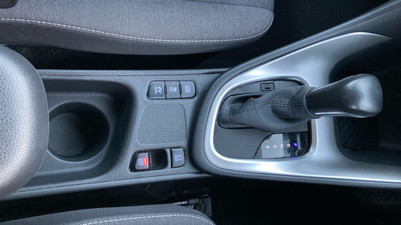 Toyota Yaris 1.5 Hybrid Design 5dr CVT Hybrid Hatchback